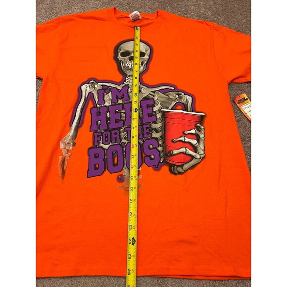 Fruit Of The Loom Heavy HD Halloween M T-Shirt "I'm Here For The Boos" Skeleton - Picture 4 of 10